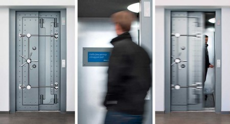 allianz-elevator