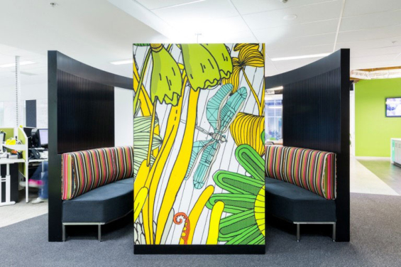 commonwealth_bank_call_center_meeting_booth_1