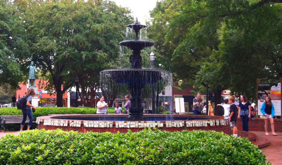lge_credit_union_money_fountain