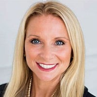 Sue Woodard speaker at The Financial Brand Forum 2022