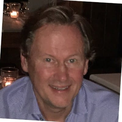 headshot of robert thornton
